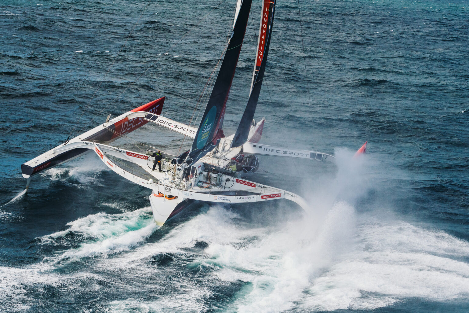 le-groupe-idec-et-la-voile-idec-sport