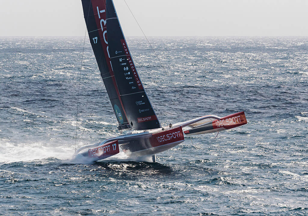 idec sport trimaran