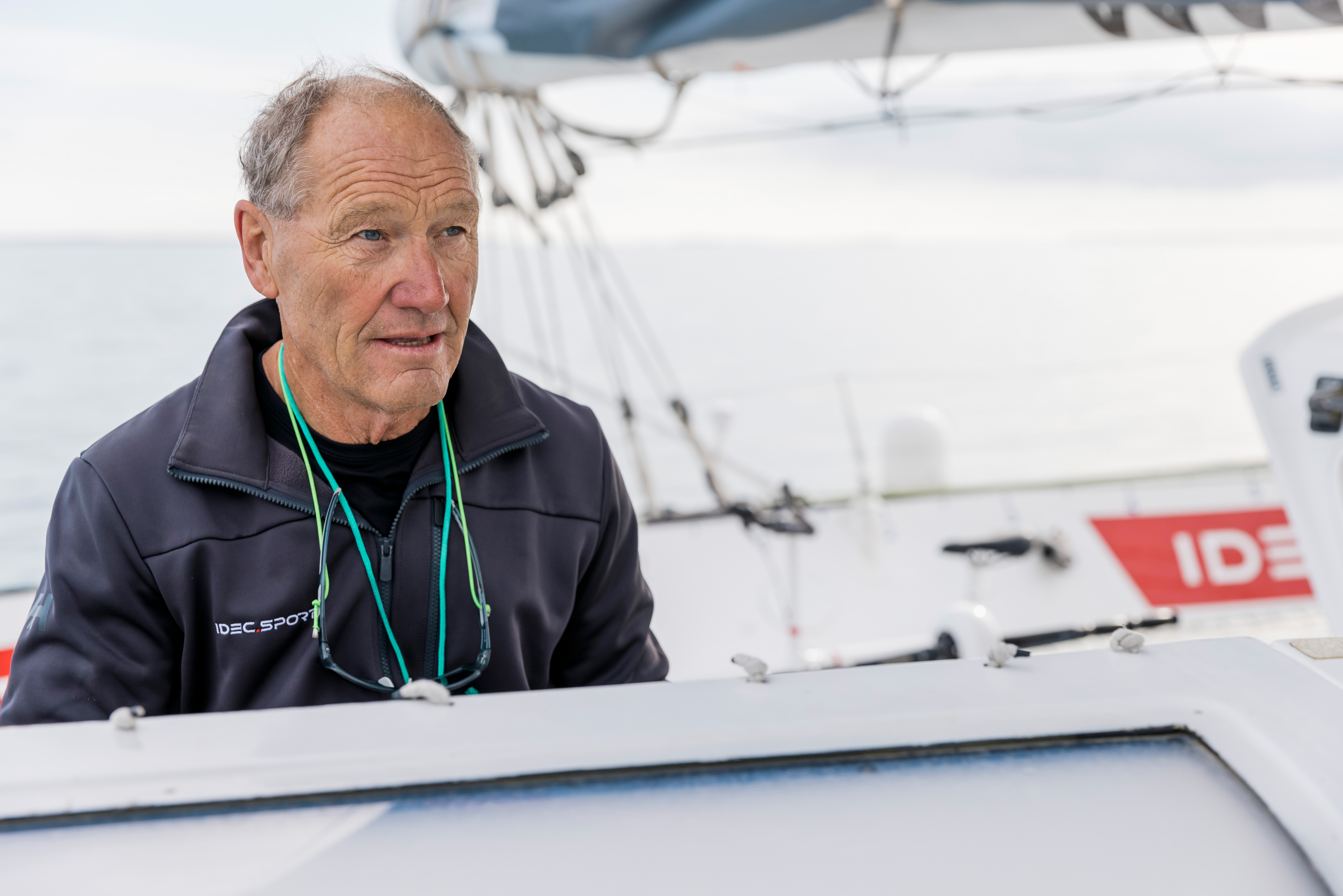 FRANCIS JOYON 2022 - A BORD ULTIM IDEC SPORT