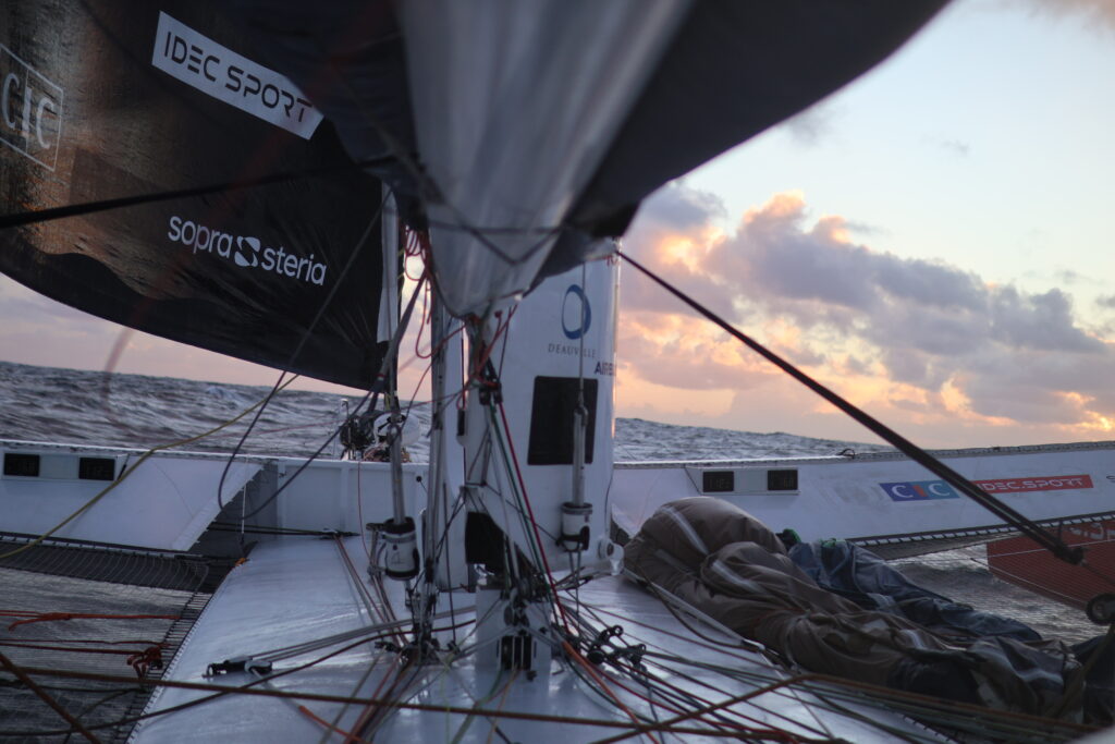 IDEC SPORT engagé sur le Trophée Jules Verne avec The Famous Project CIC