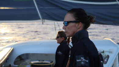 A l'approche du Cap de Bonne Espérance pour le maxi Trimaran IDEC SPORT dans le Trophée Jules Verne