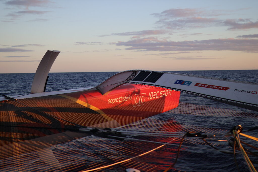 IDEC SPORT engagé sur le Trophée Jules Verne avec The Famous Project CIC